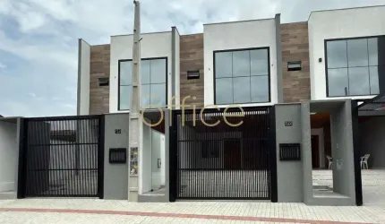 Sobrado à venda em Joinville-SC, Saguaçu: 3 quartos, 1 suíte, 2 salas, 2 banheiros, 2 vagas, 132m². Venha conferir!