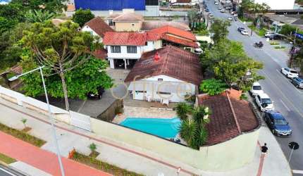 Casa com 7 quartos à venda no Anita Garibaldi, Joinville  por R$ 2.950.000