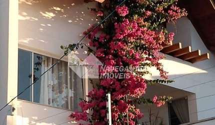 Casa com 4 quartos à Venda, Centro Navegantes