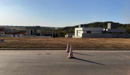 TERRENO/LOTE/ CONDOMÍNIO 300M / JARDINS PORTO