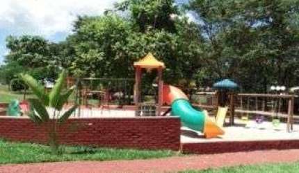 Lote 1730 m² , Condomínio Villa Verde ,