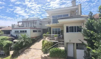 Casa com 2 quartos à venda na Rua Fernando Abbott, 1076, Cristo Redentor, Porto Alegre por R$ 2.650.000