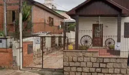 Terreno à venda na Rua Mali, 303, Vila Ipiranga, Porto Alegre por R$ 698.000