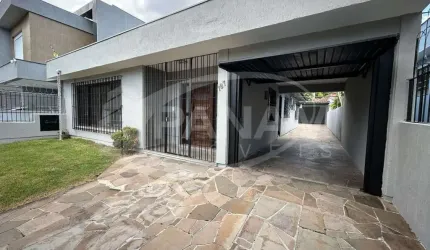 Casa comercial para alugar na Rua Líbia, 187, Vila Ipiranga, Porto Alegre por R$ 6.900