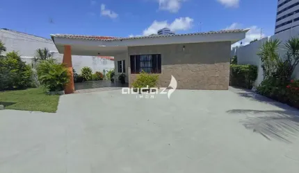 Casa de rua 3 suítes com excelente localização