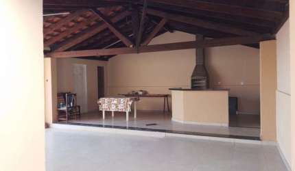 maravilhosa casa 3 dormitorios 2 banheiros jardim antunes