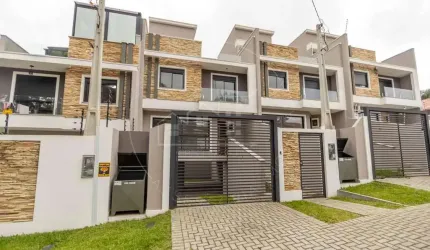 Sobrado para Venda em Curitiba, Vista Alegre, 3 dormitórios, 1 suíte, 4 banheiros, 3 vagas