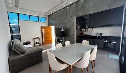 Casa com 3 dormitórios à venda, 92 m² por R$ 589.000,00 - Taubaté - Taubaté/SP
