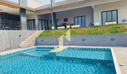 CASA A VENDA COM 4 DORMITÓRIOS E 1 SUÍTE COM CLOSET NO CONDOMÍNIO VALE DOS LAGOS
