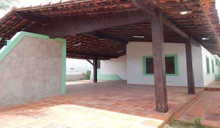Linda Casa mobiliada a 50 m da praia de Cotovelo com 3 quartos