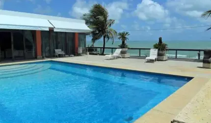 Mansão beira-mar á venda em Ponta Negra