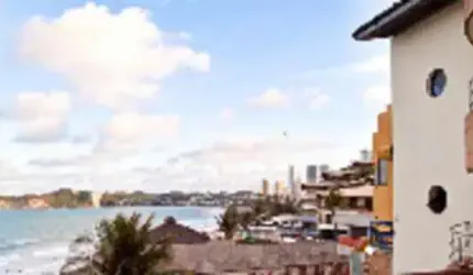 Beira mar-Ponta Negra, no Costeira Praia, mobiliado, excelente local.