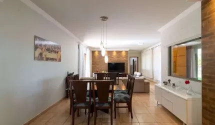 Casa com 6 dormitórios à venda, 510 m² por R$ 2.200.000,00 - Cond Campos Do Conde - Cambé/PR