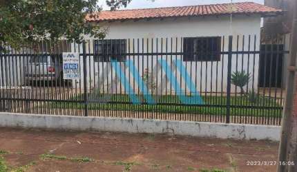 Casa para Venda em Londrina, Itapoã, 3 dormitórios, 1 banheiro, 2 vagas