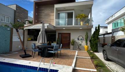 Casa duplex com acabamento fino alto padrão,  Energia Solar em Abrantes