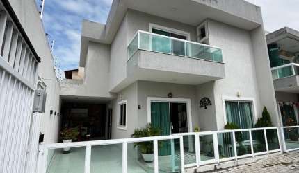 Excelente Casa Nascente 3/4 suítes em Pitangueiras