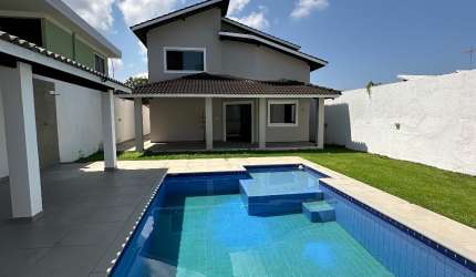 Excelente Casa 4/4 suítes com Piscina em Vilas do Atlântico