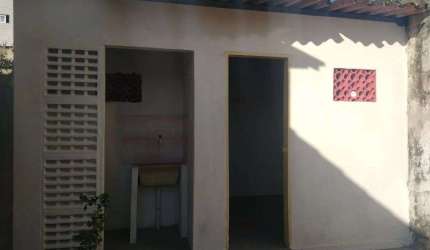 Casa Ampla e Confortável à Venda em Casa Caiada