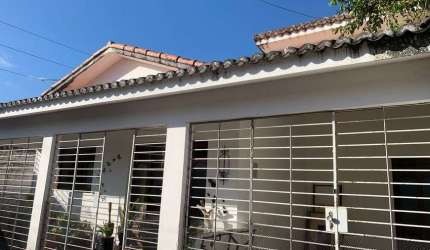 Vendo casa Bairro Engenho do Meio