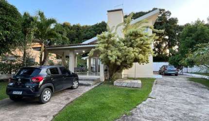 Vende-se excelente Casa no Condomínio Divinópolis