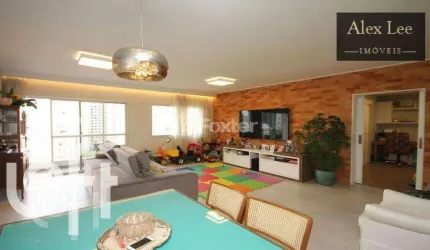 Aclimação com 3 suites e 2 vagas