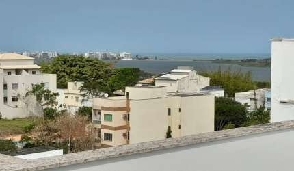 COBERTURA COM VISTA MAR