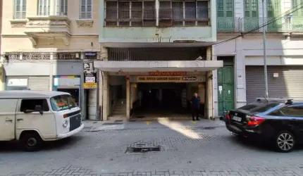 Invista em um ativo seguro e lucrativo. 14 Vagas em estacionamento rotativo.