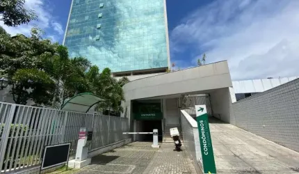 Salão Comercial de 875m²