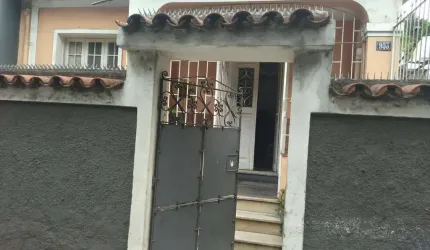 Casa comercial à venda em Niterói-RJ, bairro Fonseca: 02 quartos, 1 suíte, 2 salas, 1 banheiro, anexo, 105,00 m².