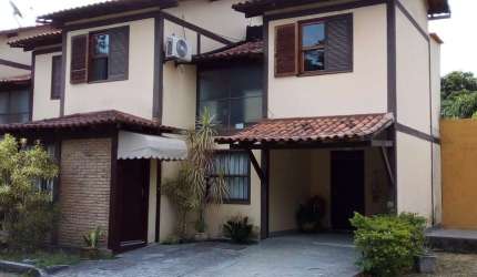 Casa à venda em Niterói-RJ, no bairro Mata Paca: 2 quartos, 1 sala, 1 vaga de garagem, 75,00 m² de área.
