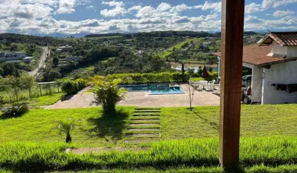 Fazenda / Sítios / Chácaras com 4 quartos à venda em Brumadinho