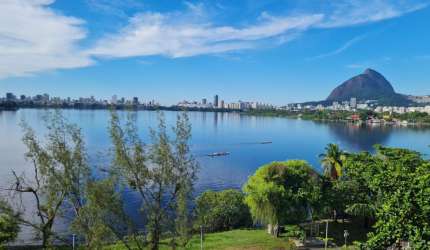 APARTAMETO FROTAL PARA A  LAGOA