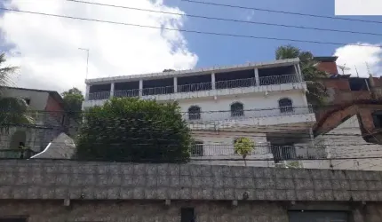 Casa Cobertura vista mar em Sobrado com 3 pavimentos seis quartos, dois suíte, salas, varandas para vender Afrânio Peixoto Praia Grande Suburbana SSA