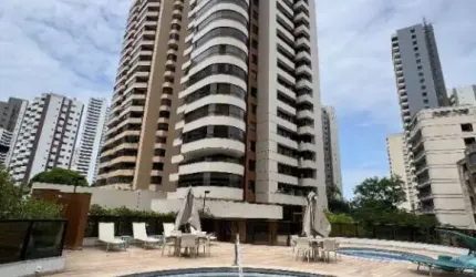 Apartamento alto padrão no Condomínio Palazzo Castel Roseto, Horto Florestal medindo 281 m² com 4/4  suítes, armários, salas e varanda a venda