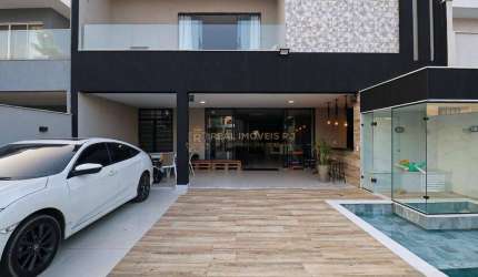 Casa Triplex no Condomínio Art Life Recreio com 600 m²