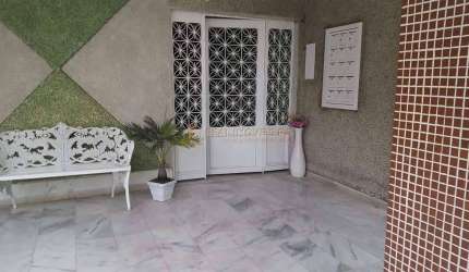 Apartamento a Venda de 2 Quartos na Vila da Penha