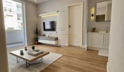 Apartamento , com 3 , Quartos Totalmente Reformado em Botafogo