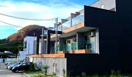 Casa ,  com 3 Suítes em Jacarepaguá