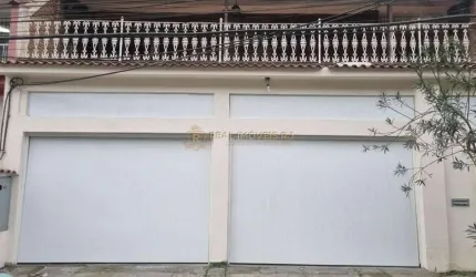 2 Casas , Independentes a Venda na Taquara
