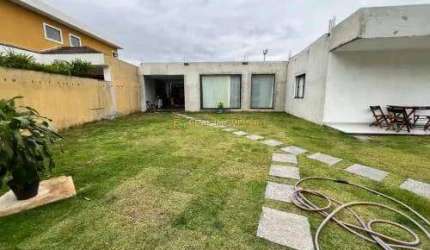 Casa a Venda no Condomínio Tulipa Amarela em Vargem Grande