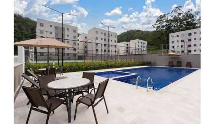 Apartamento em Vargem Grande de 2 Quartos com 47 m²
