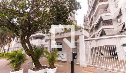 Locação de Apartamento com 2 Quartos em Vila Valqueire