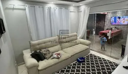 Casa em Araruama, 2 quartos ( 1 suíte ) - R$ 600.000,00 - Praça da Bandeira