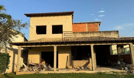 Casa em Araruama, 3 quartos ( 3 suítes ) - R$ 650.000,00 - Pontinha