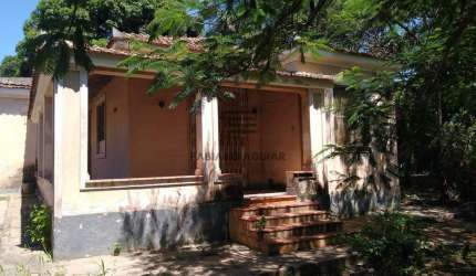 Terreno em Araruama, com 1.368,00 m² - R$ 800.000,00 - Centro