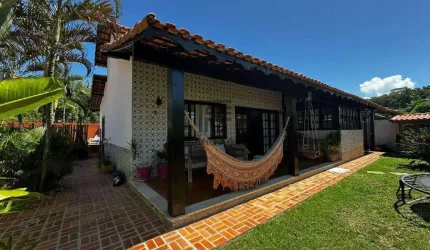 Casa em Araruama, 4 Quartos - R$570.000,00 - Ponte dos Leites