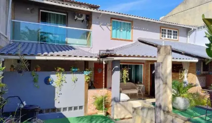 Casa em Araruama - 4 Quartos - 3 Banheiros - R$ 500.000,00 - Coqueiral