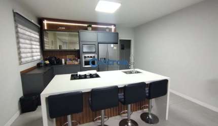 Casa com 3 quartos à venda na Servidão Tomaz João do Amaral, 5, Serraria, São José por R$ 990.000