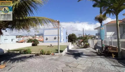 Casa Alto Padrão para Venda em Florianópolis, Santinho, 4 dormitórios, 2 suítes, 4 banheiros, 2 vagas