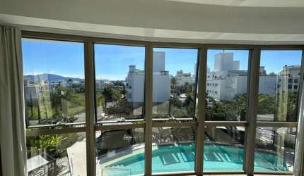 Apartamento para Venda em Florianópolis, Jurerê Internacional, 3 dormitórios, 1 suíte, 2 banheiros, 2 vagas